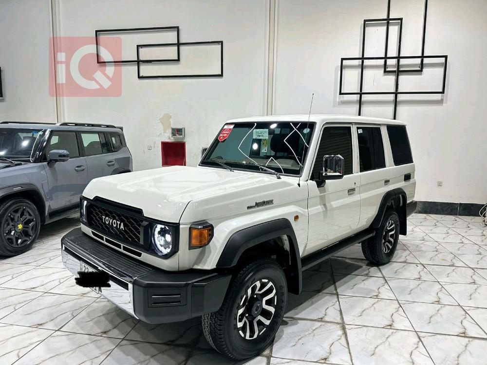 تويوتا لاند كروزر 70